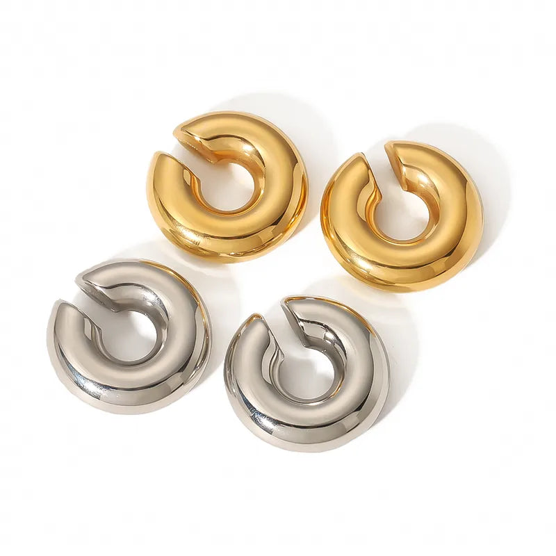Ear Cuff Chunky Plateado de Acero de Titanio – Bold, Sin Perforación y Resistente al Agua