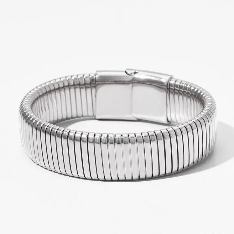 Brazalete Grueso de Acero de Titanio – Bold, Hipoalergénico y Resistente al Agua