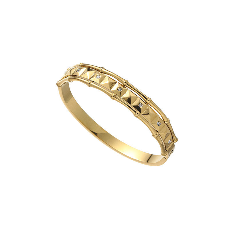 Brazalete Gigi de Acero de Titanio – Moderno, Hipoalergénico y Resistente al Agua