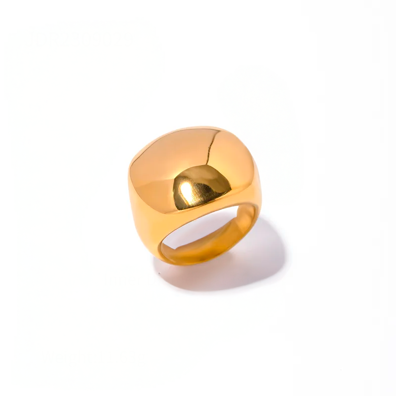 Anillo Rebeca Dorado Talla 7 en Acero de Titanio Hipoalergénico