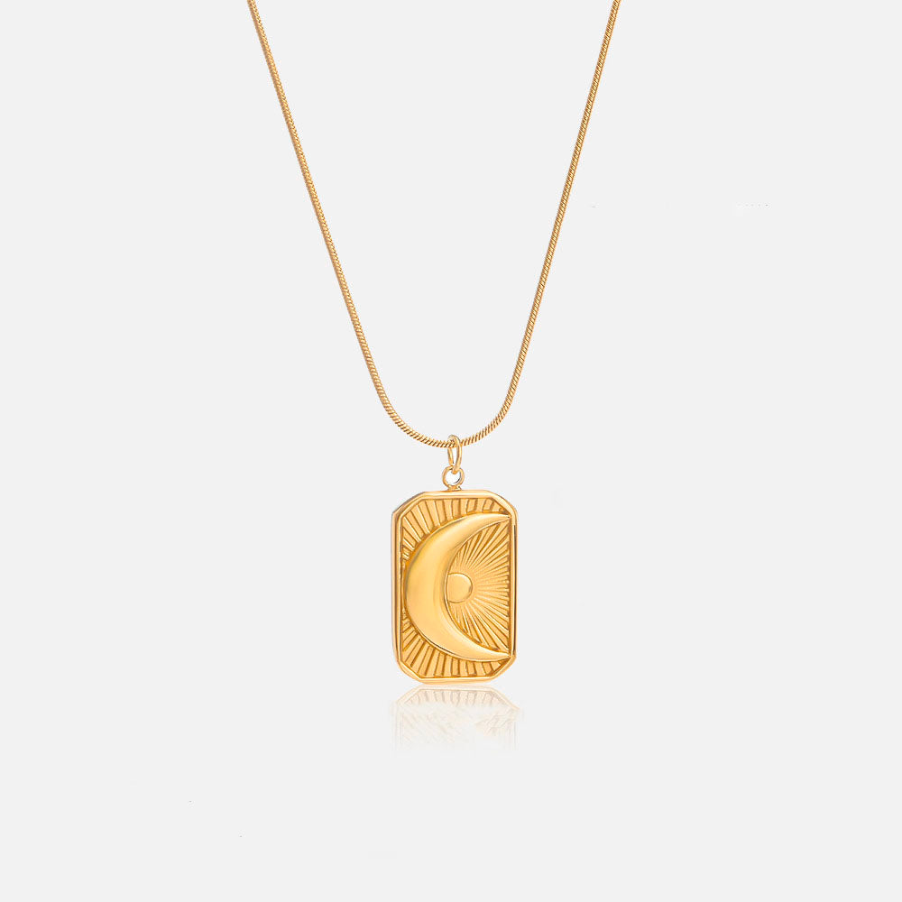 Collar Moon de Acero de Titanio – Dije de Luna, Hipoalergénico y Resistente al Agua