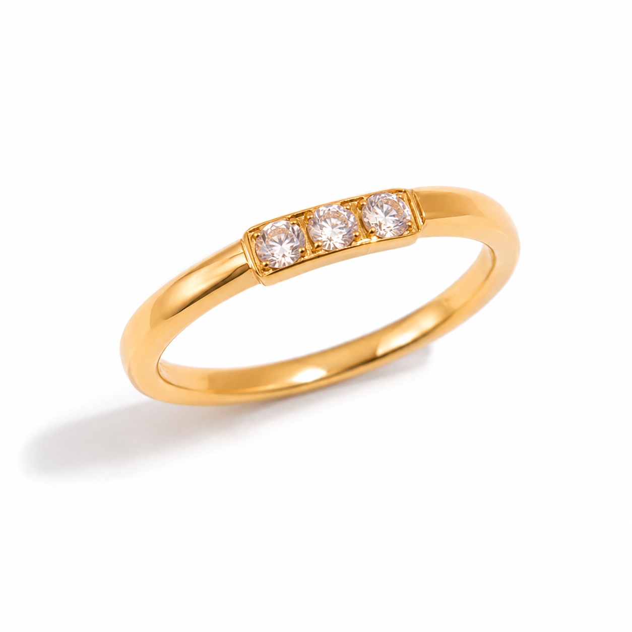 Anillo Lucca en Acero 316L | Anillo con Tres Circonias