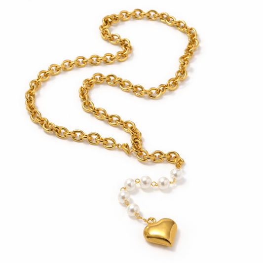 Collar Marbella Dorado con Perlas y Corazón