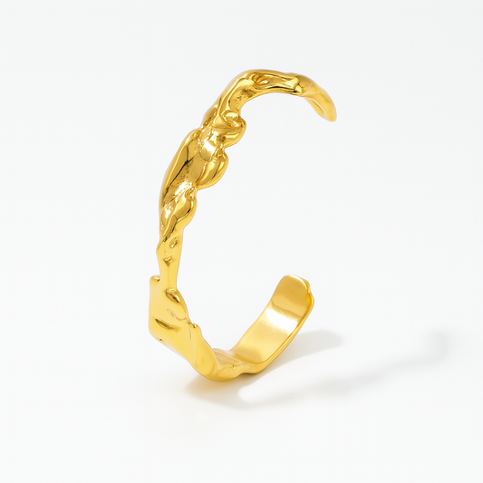 Brazalete Carlina Dorado – Diseño Orgánico Abierto