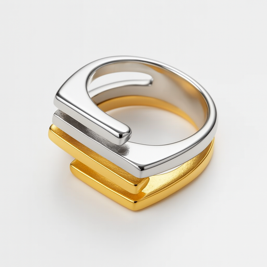 Anillo Gaudí Bicolor – Arquitectura Escultórica en Acero de Titanio