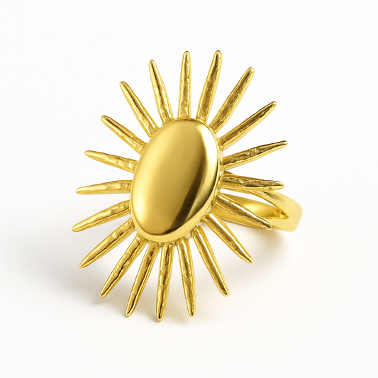 Anillo Sol Dorado – Joya Estilo Boho Chic en Acero de Titanio con Diseño Radiante