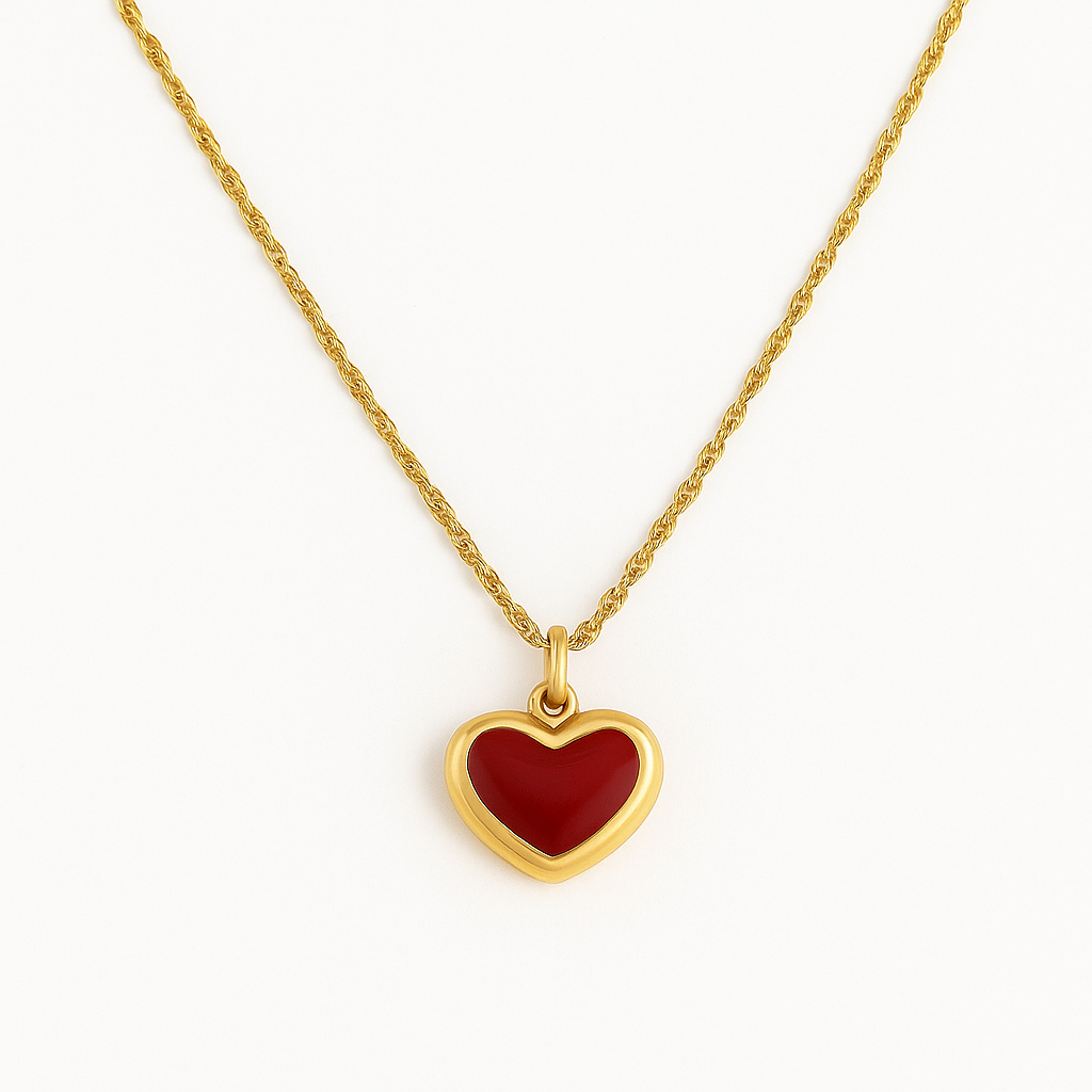 Collar Amor Mío – Diseño Romántico en Titanio Dorado con Dije de Corazón Rojo