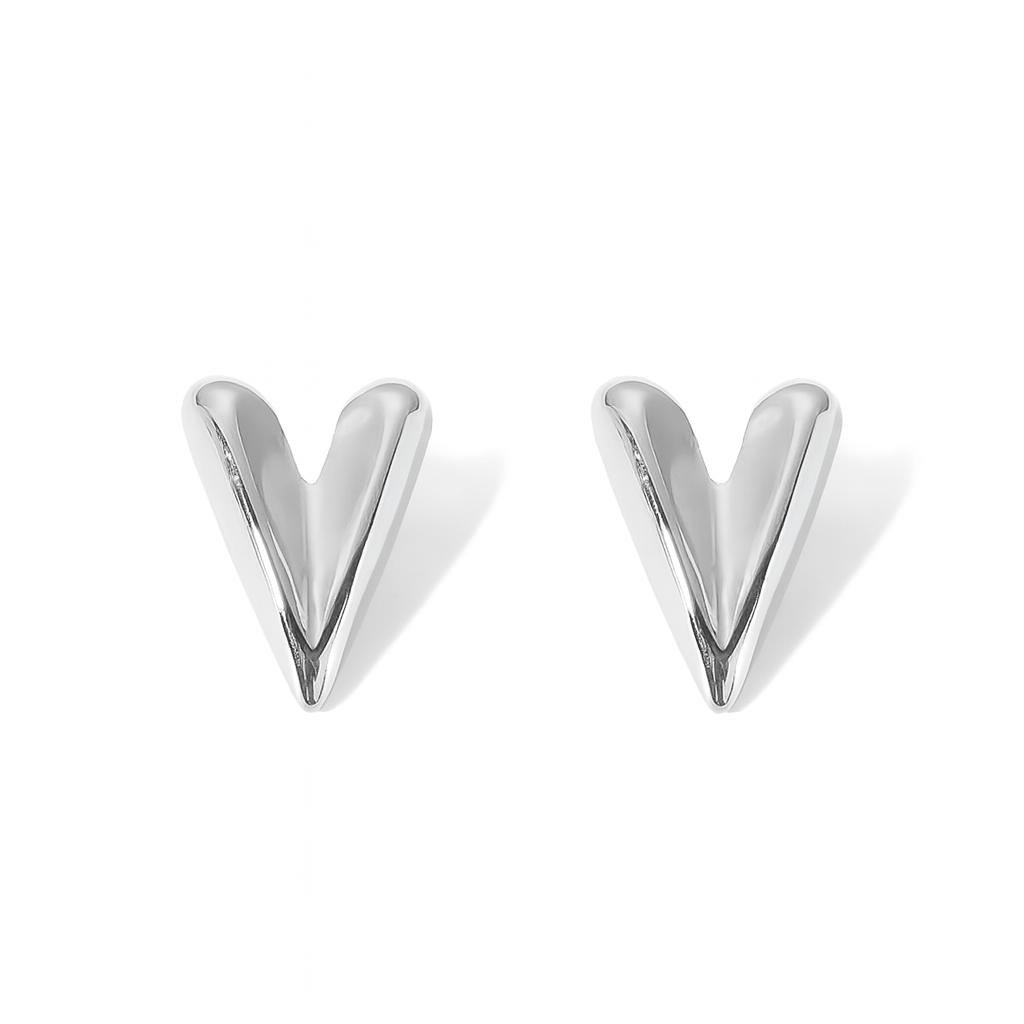 Aretes Merce – Corazón Estilizado en Dorado Espejo con Diseño Minimalista y Moderno