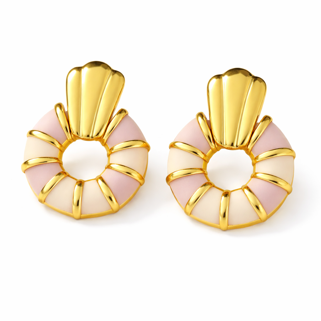 Aretes Retro – Diseño Artístico Multicolor en Acabado Dorado