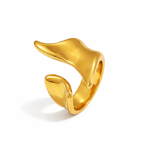 Anillo Geométrico Orgánico Dorado Escultural