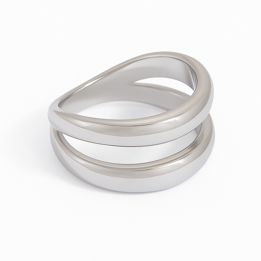 Anillo Doble Curva Plateado – Anillo Unisex en Acero de Titanio con Diseño Arquitectónico