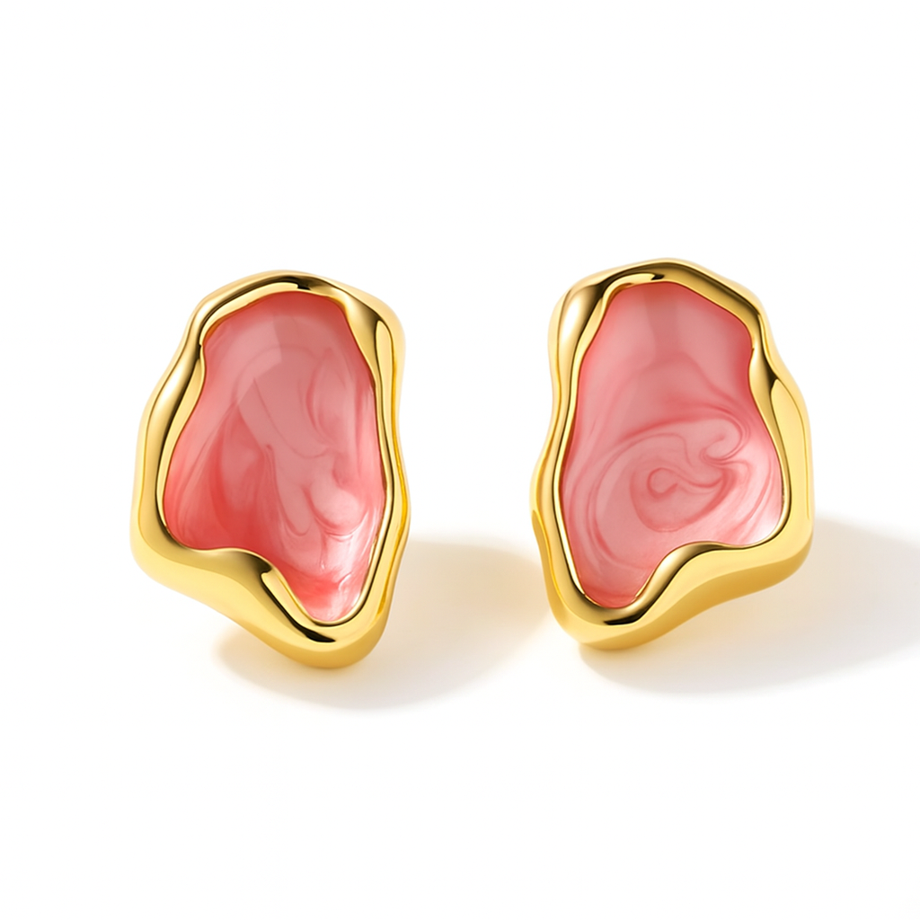 Aretes Magnolia – Diseño Orgánico con Esmalte Marmoleado y Contorno Dorado Pulido
