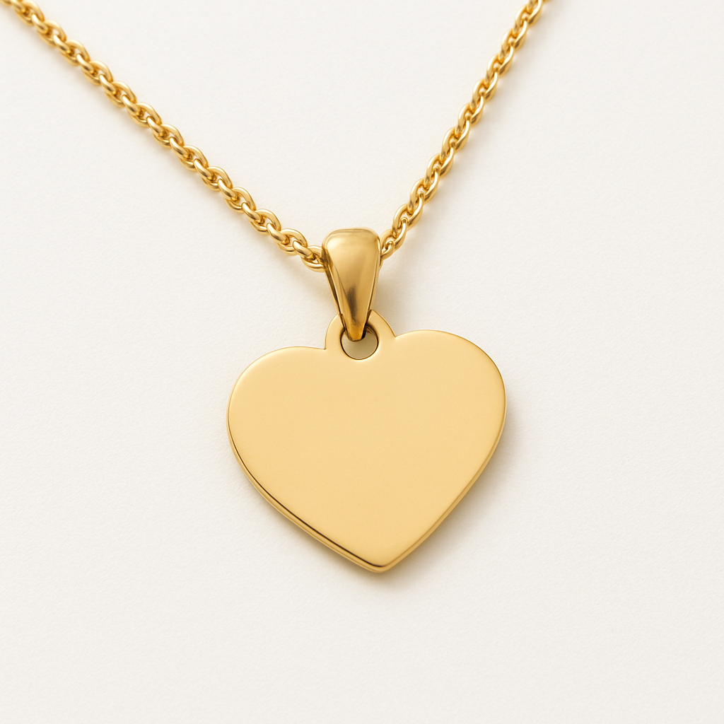Charm Placa de Corazón para Personalizar – Acero de Titanio, Hasta 3 Letras o Números