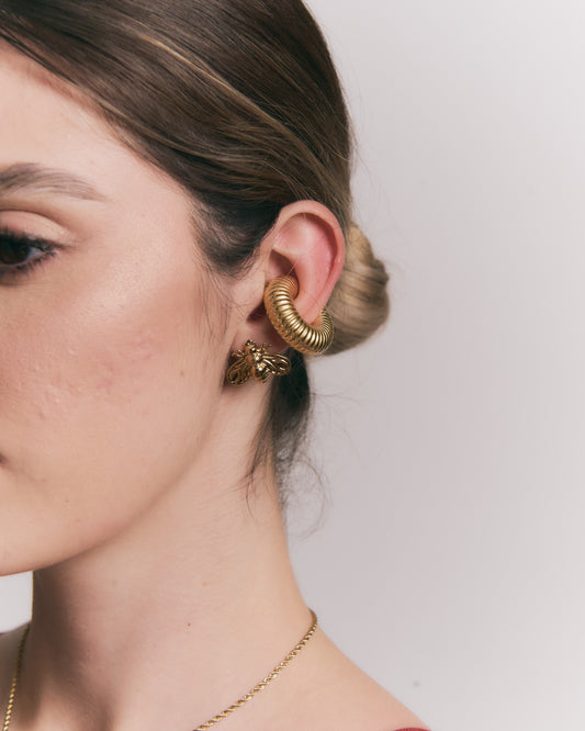 Ear cuff